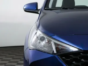 Hyundai  7