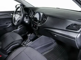 Hyundai  9