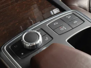 Mercedes-Benz  16