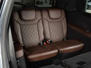 Mercedes-Benz  8