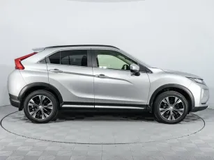 Mitsubishi  4