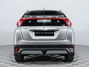 Mitsubishi  6