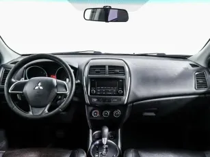 Mitsubishi  8