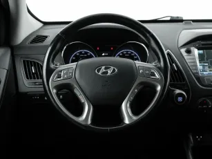 Hyundai  17