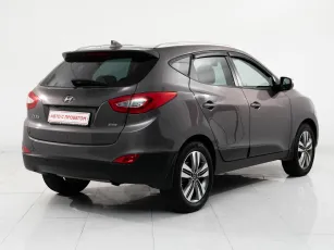 Hyundai  4
