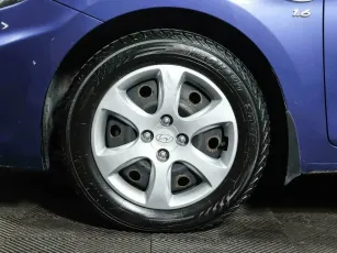 Hyundai  8