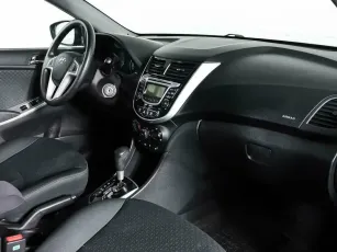 Hyundai  9
