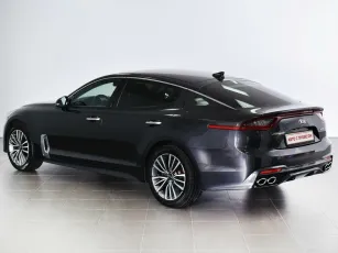 Kia  3