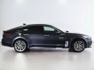 Kia  4