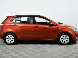 Kia  4