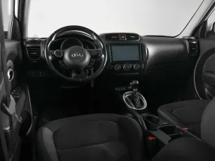Kia  6