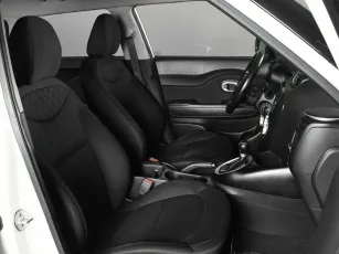 Kia  7