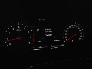 Kia  10