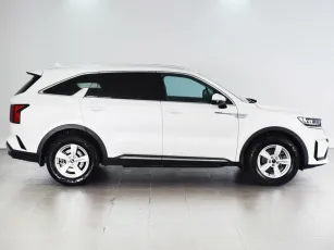 Kia  4