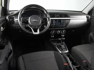 Kia  6