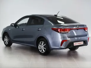 Kia  3