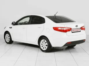 Kia  3