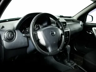 Nissan  11