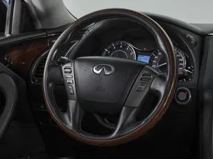 Infiniti  18