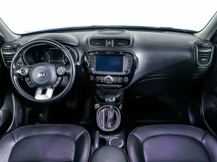 Kia  10