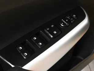 Kia  11
