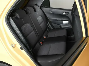 Kia  12