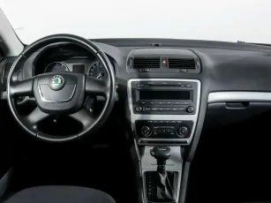 Skoda  9