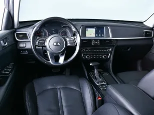 Kia  6