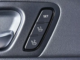 Kia  9