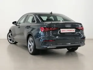 Audi  5