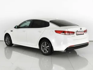 Kia  3