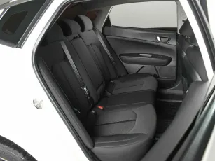 Kia  8