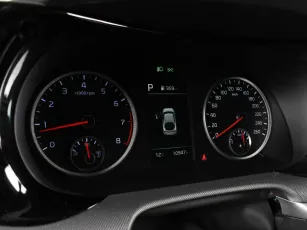 Kia  11