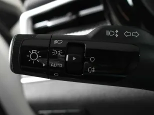 Kia  9