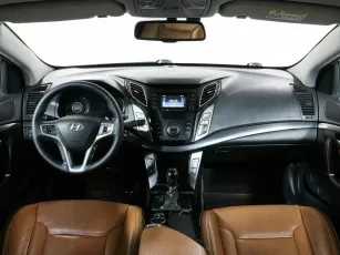 Hyundai  8