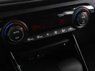 Kia  9
