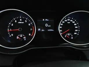 Kia  10
