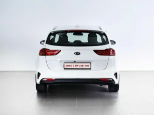 Kia  5