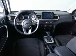 Kia  6