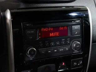 Nissan  11