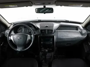 Nissan  8