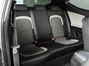 Kia  13