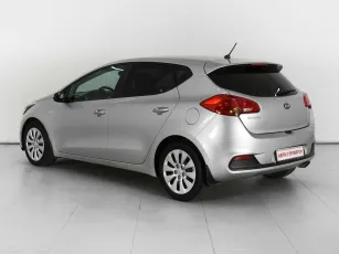 Kia  3