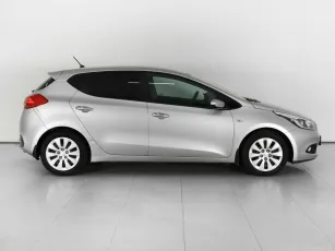 Kia  4