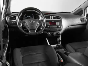 Kia  6