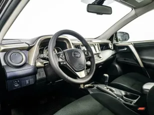 Toyota  6
