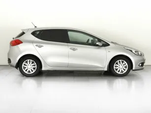 Kia  4
