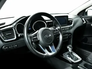 Kia  7