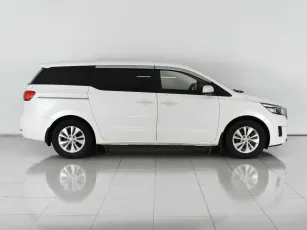 Kia  3