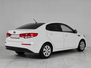 Kia  6